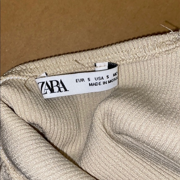 Zara Ruffle Crop Top SOLD - Picture 3 of 5